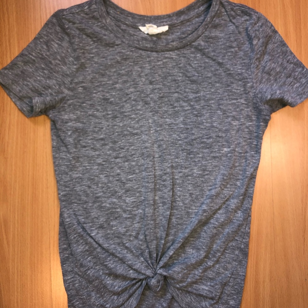 Forever 21 Grey T-Shirt